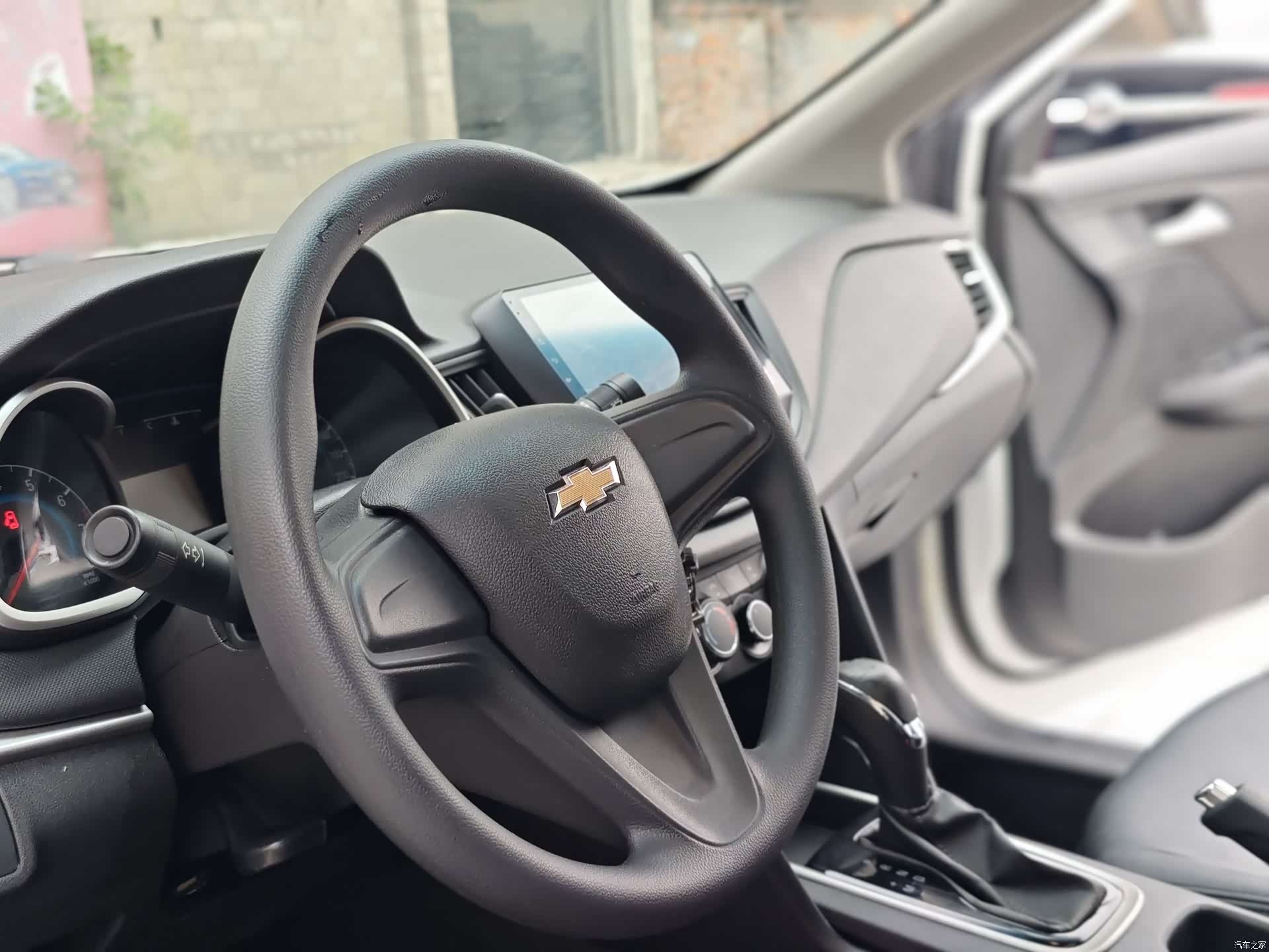 Chevrolet 320, 2018 9