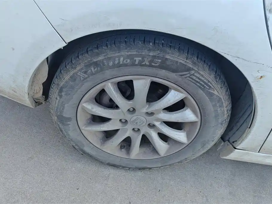 Zotye Z560 Zotye Z560