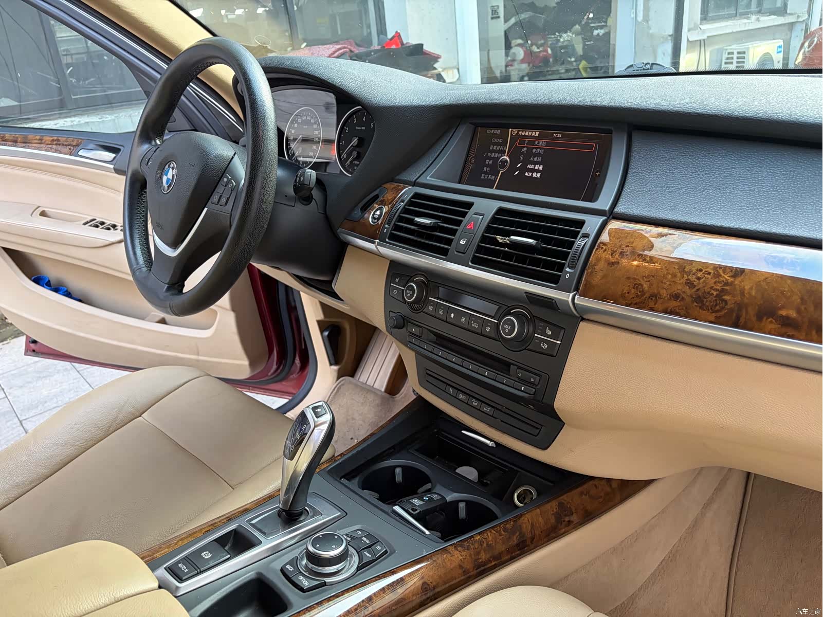 BMW X5, 2011 14