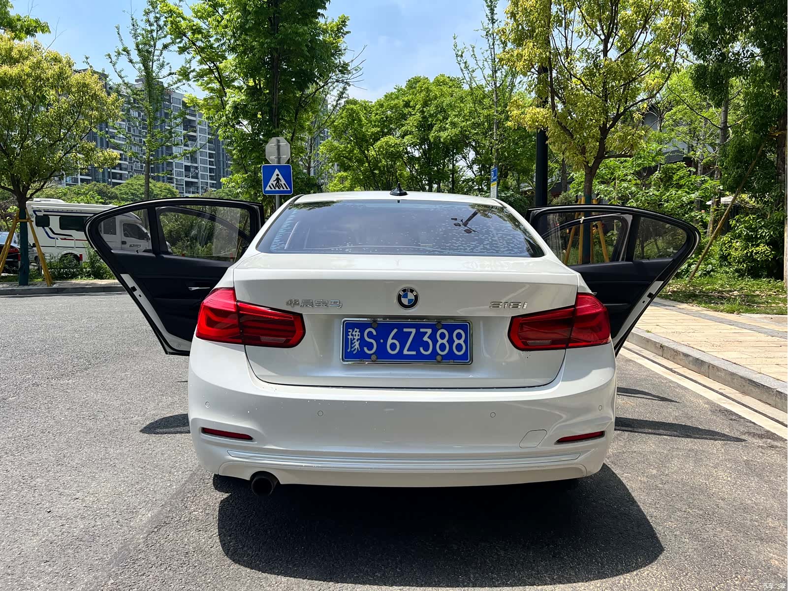 BMW 3 Series, 2017 16
