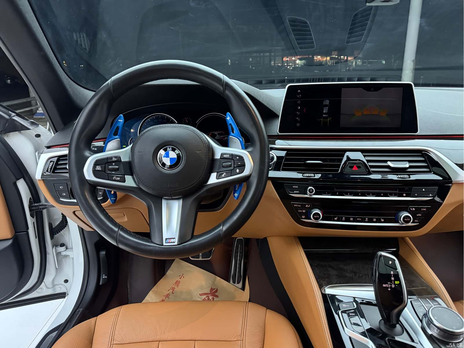 BMW 5 Series, 2018 все фото