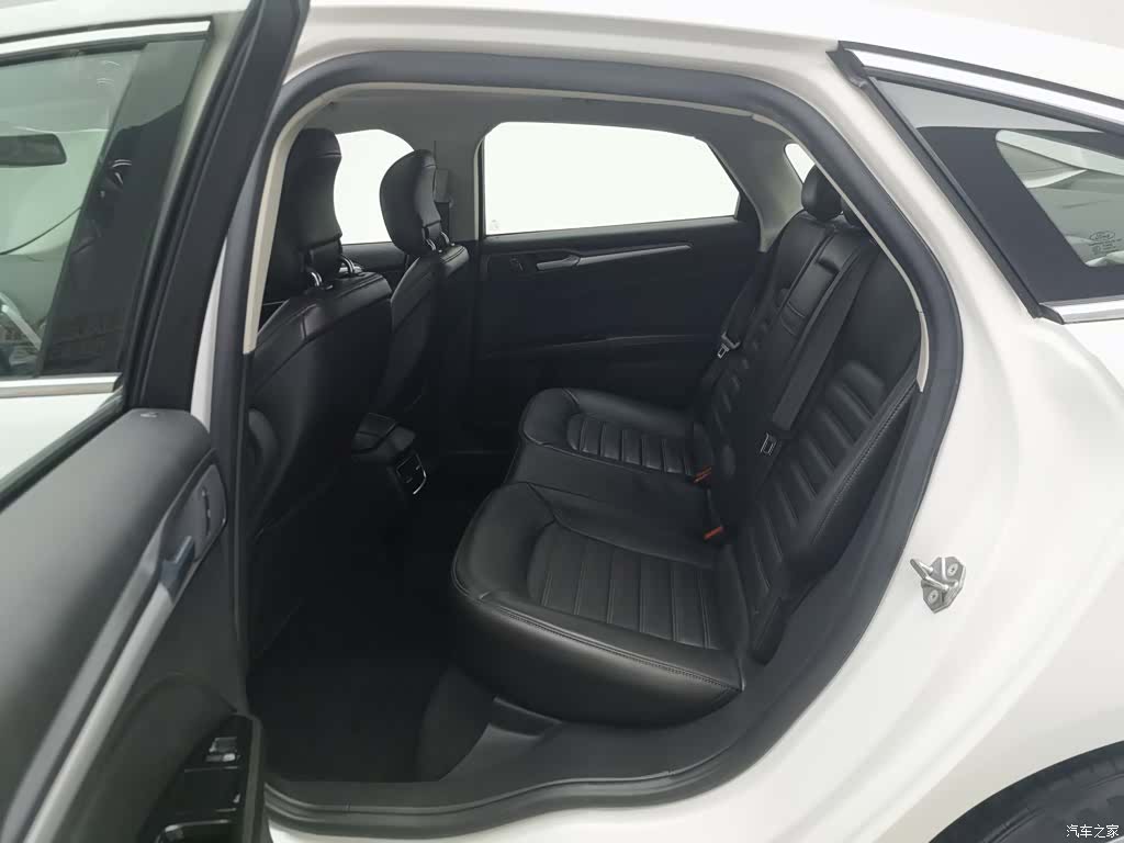 Ford Mondeo, 2016 15