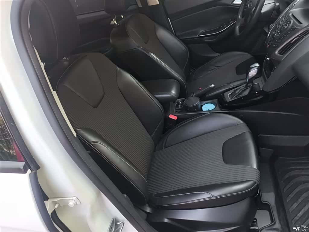 Ford Focus, 2014 20