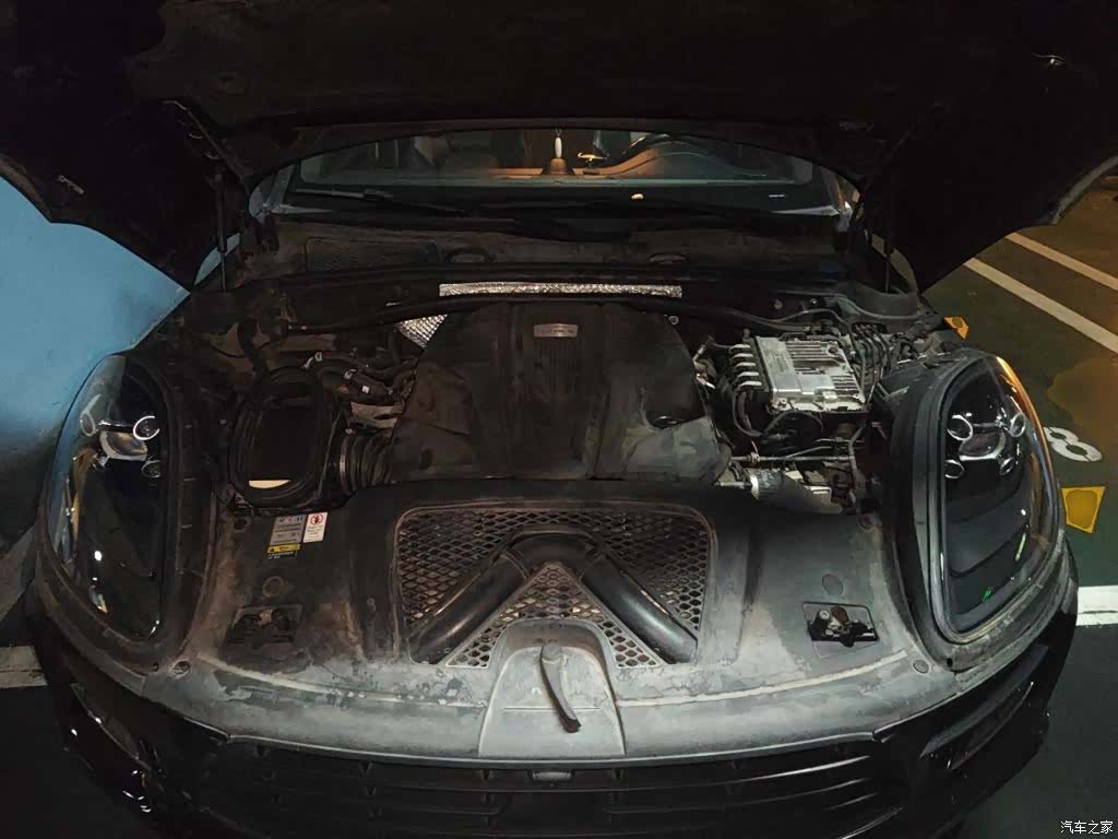 Porsche Macan, 2020 11