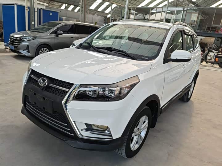 BAIC Huansu S3 2016 S3 L 1.5L МКПП zun xiang xing