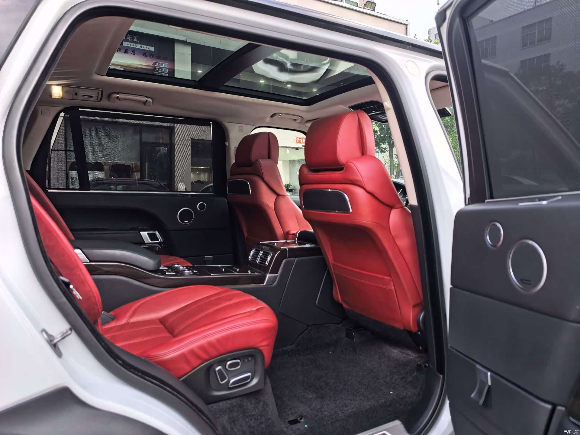 Land Rover Range Rover, 2015 11