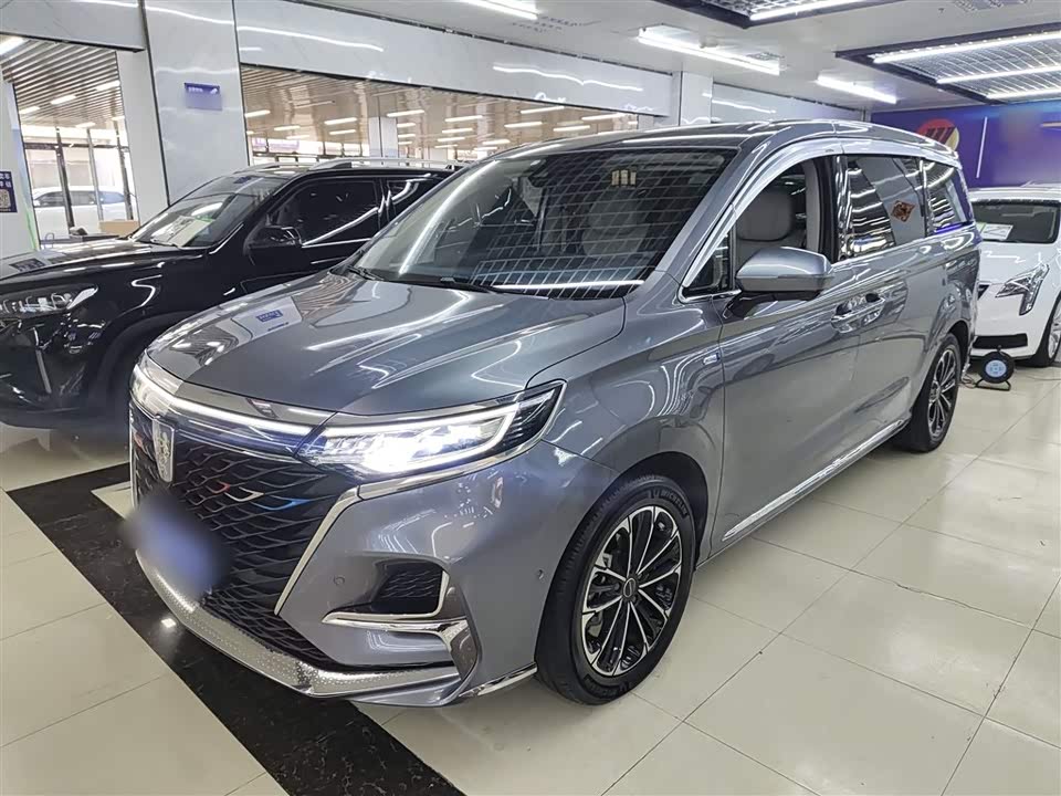 Roewe iMAX8