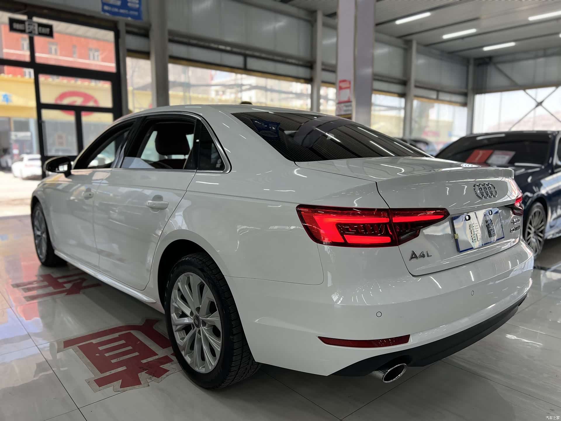 Audi A4L, 2017 9