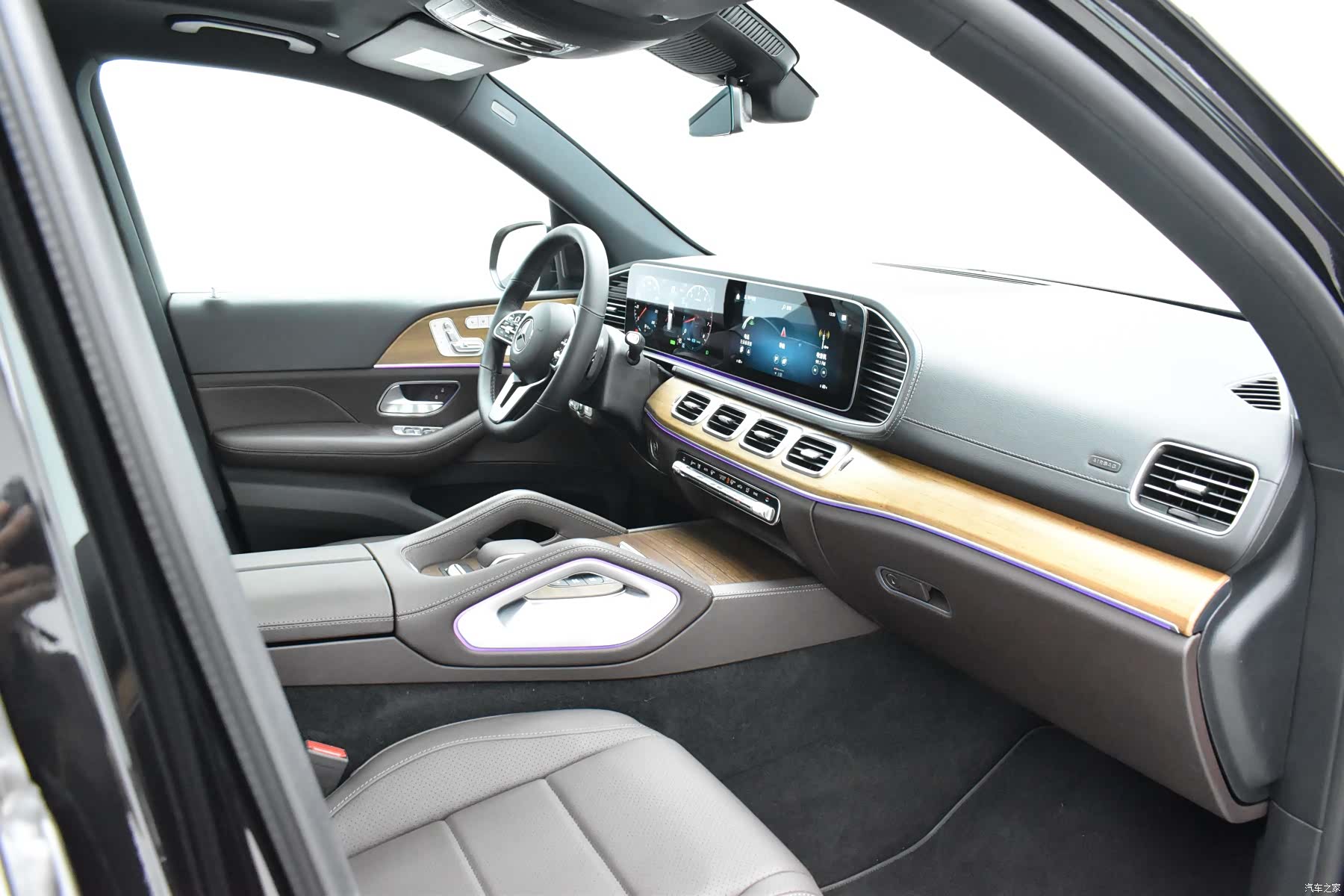 Mercedes-Benz GLS, 2022 13