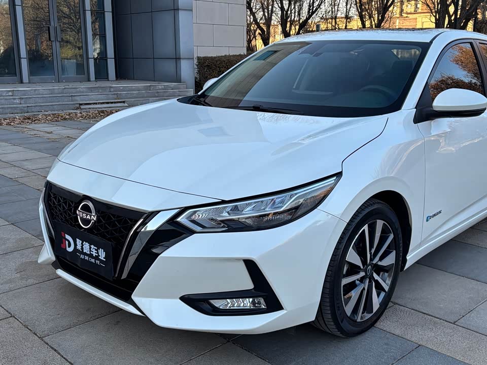 Nissan Xuan Yi