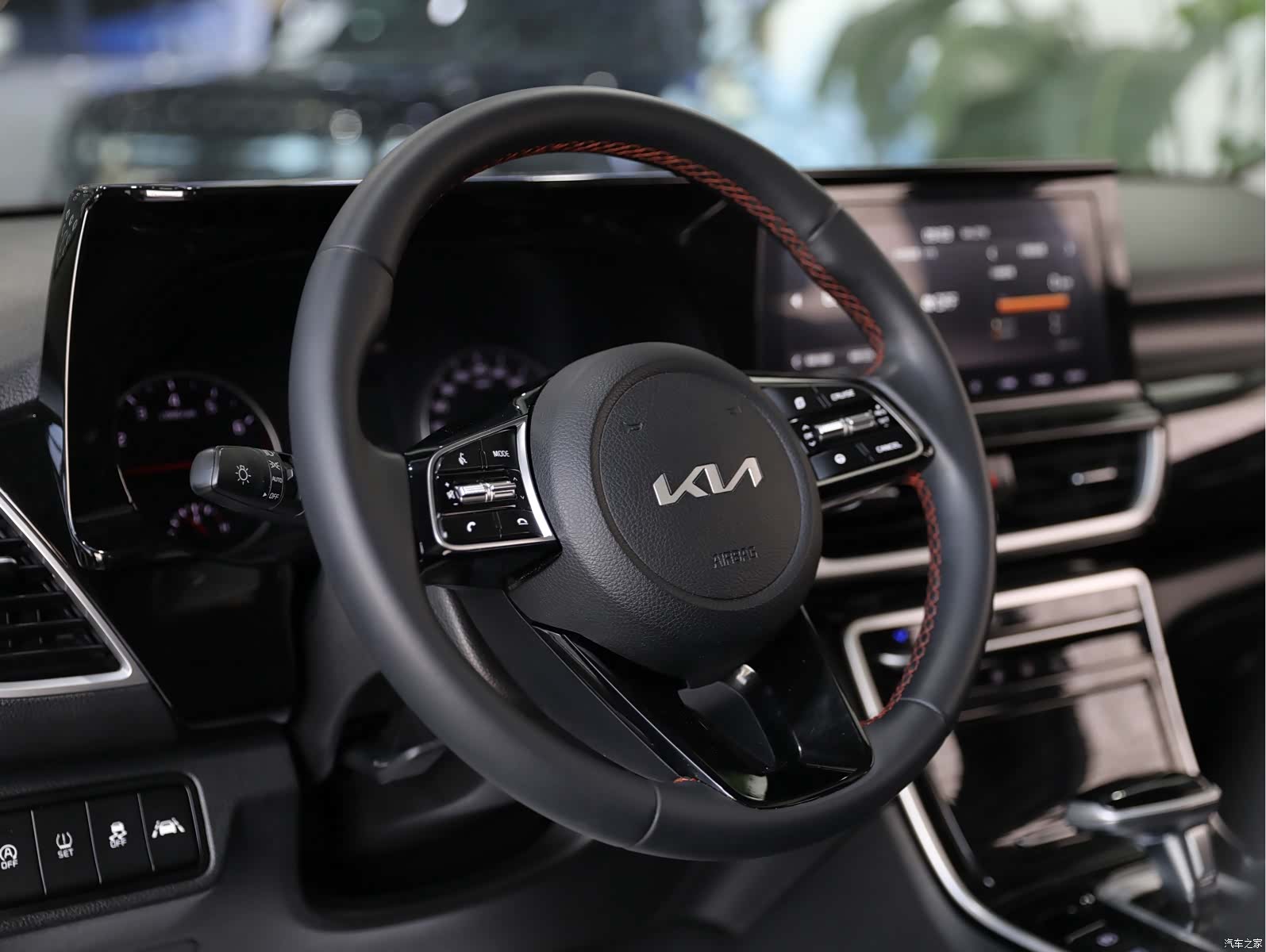 Kia KX3, 2023 7
