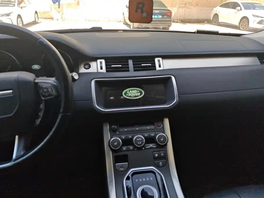 Land Rover Range Rover Aurora Land Rover Range Rover Aurora