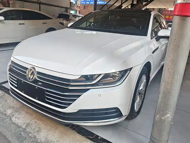 Volkswagen CC 2019 — купить из Китая под заказ