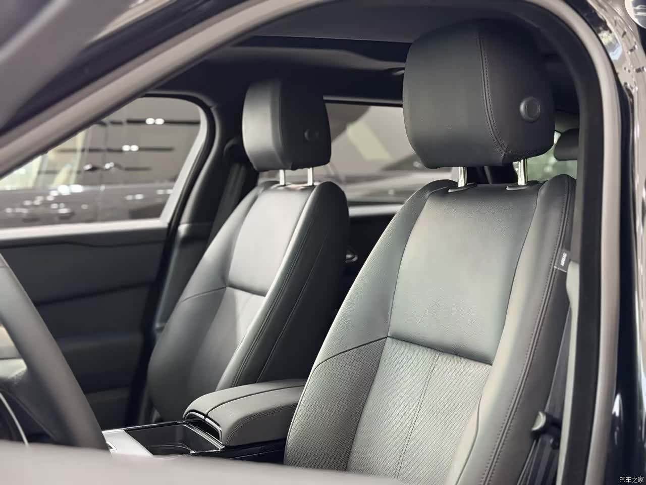 Land Rover Range Rover, 2025 10