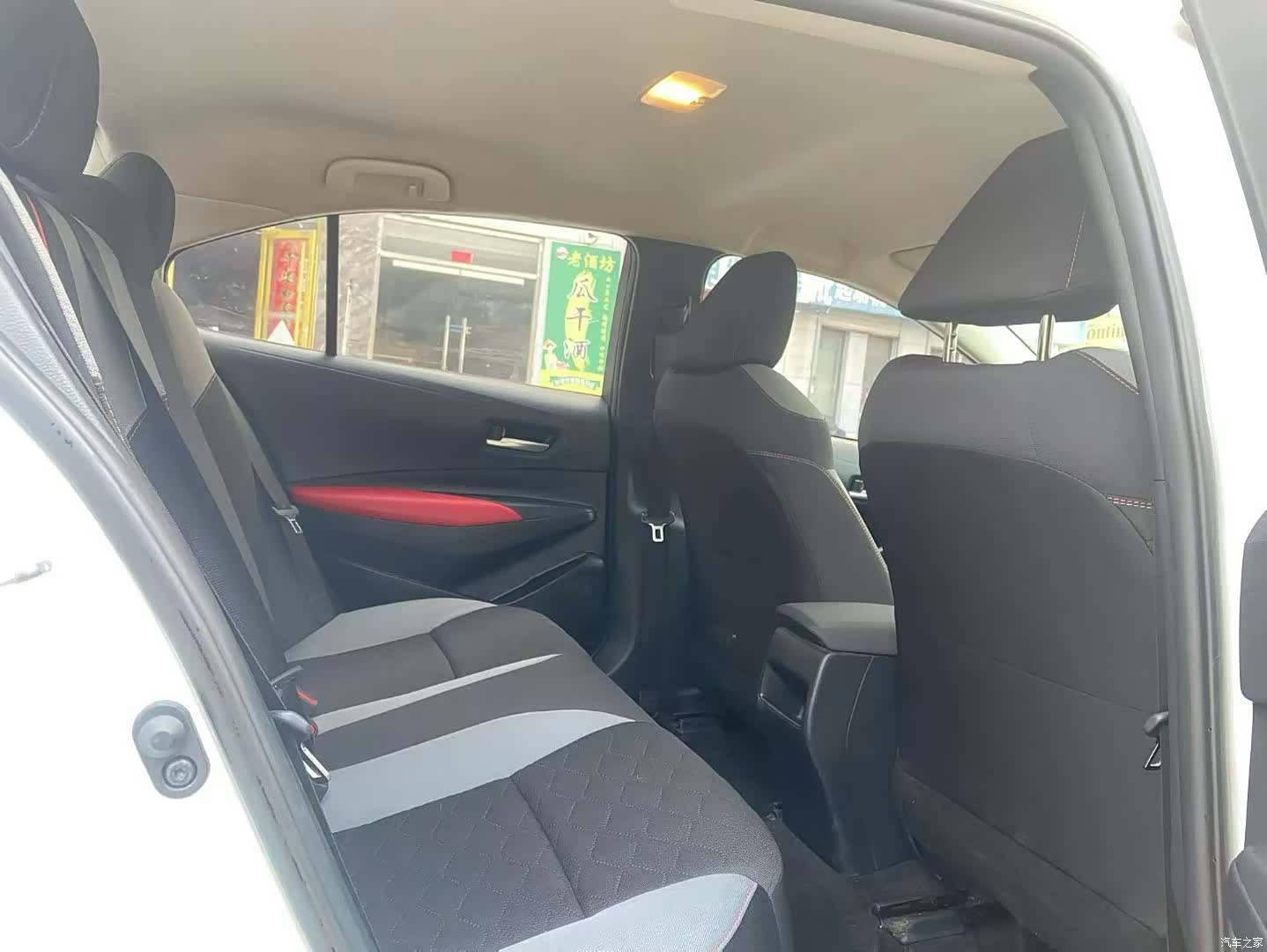 Toyota Corolla, 2023 все фото