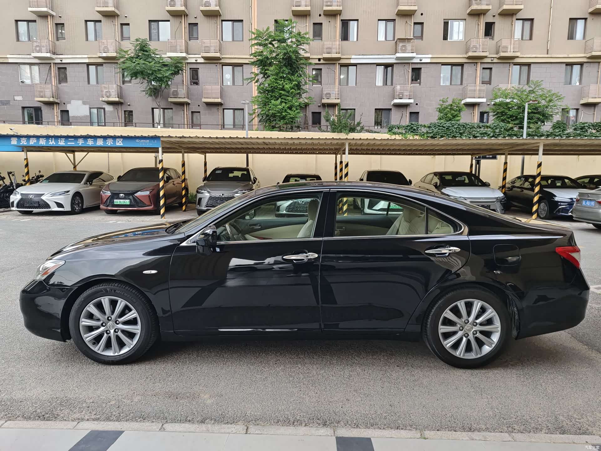 Lexus ES, 2009 3