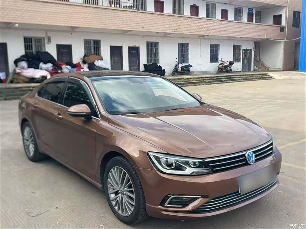 Volkswagen Lamando, 2015 4