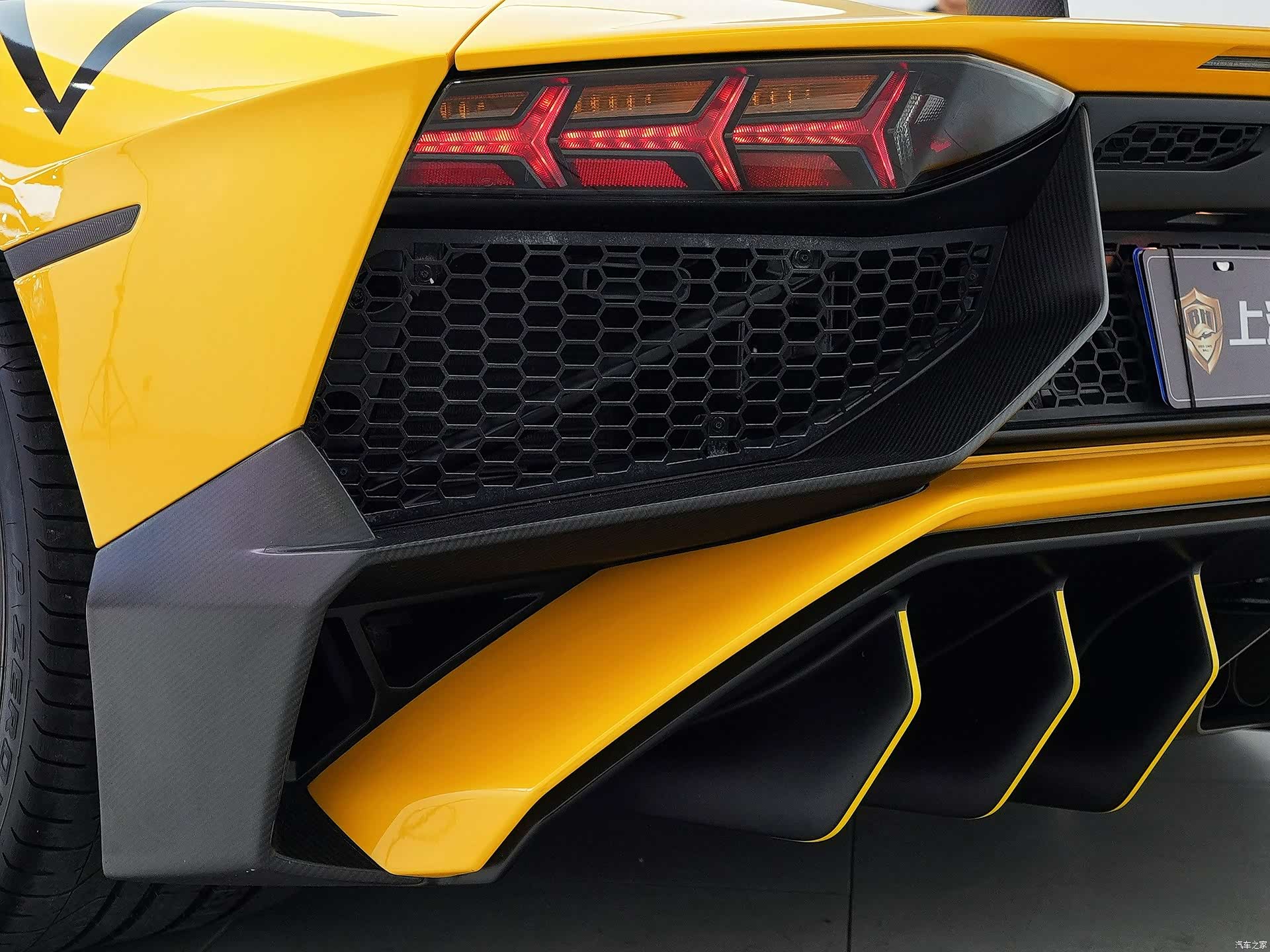 Lamborghini Aventador, 2016 19
