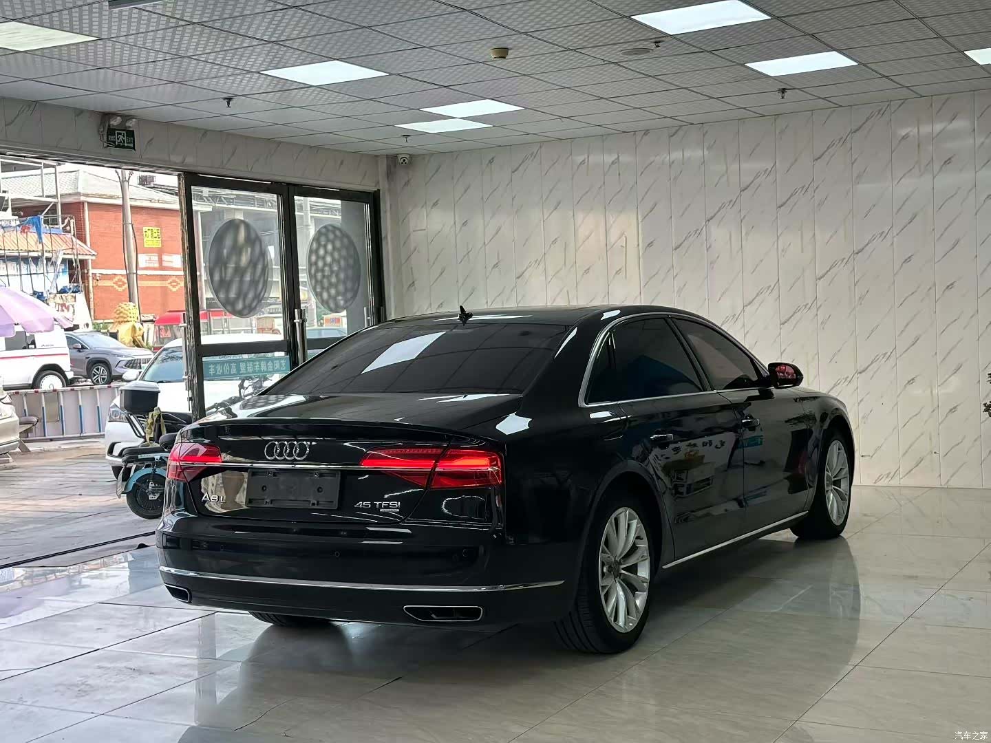 Audi A8L, 2017 9