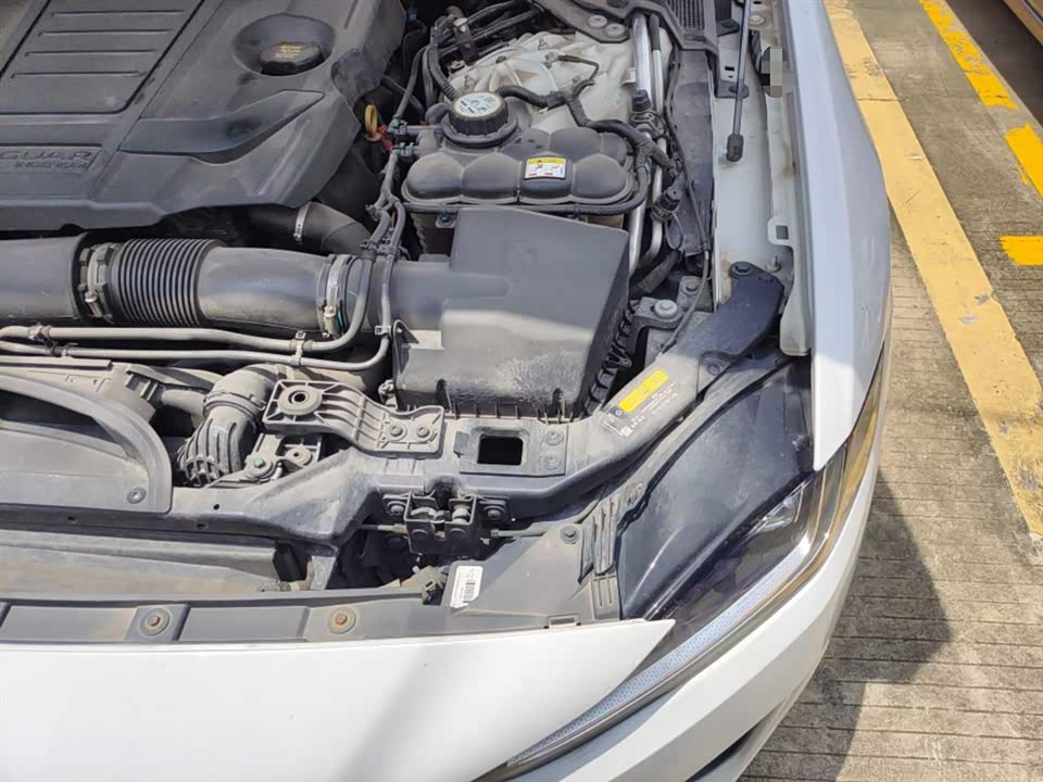 Jaguar XEL