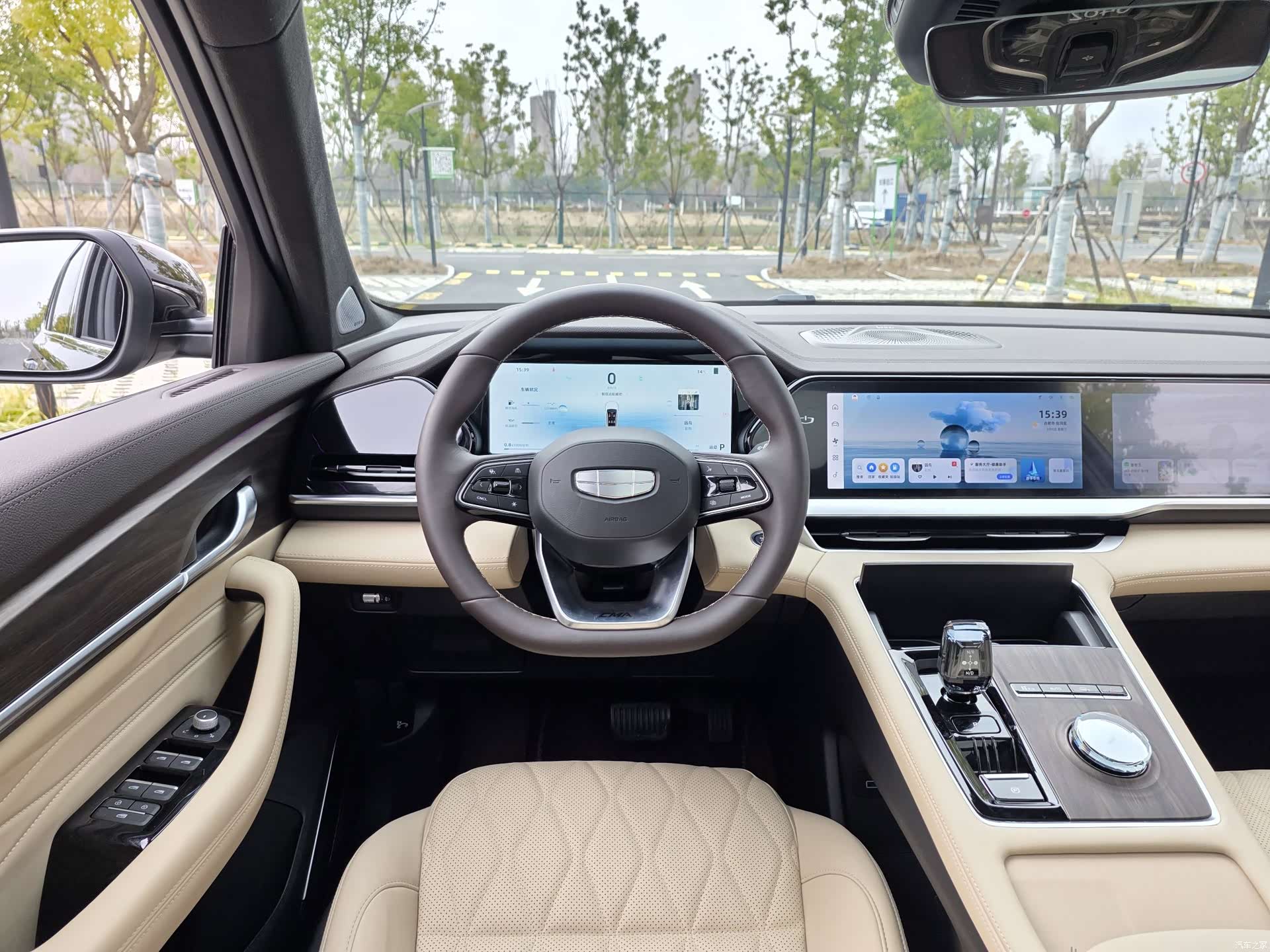 Geely Xingyue L, 2025 15