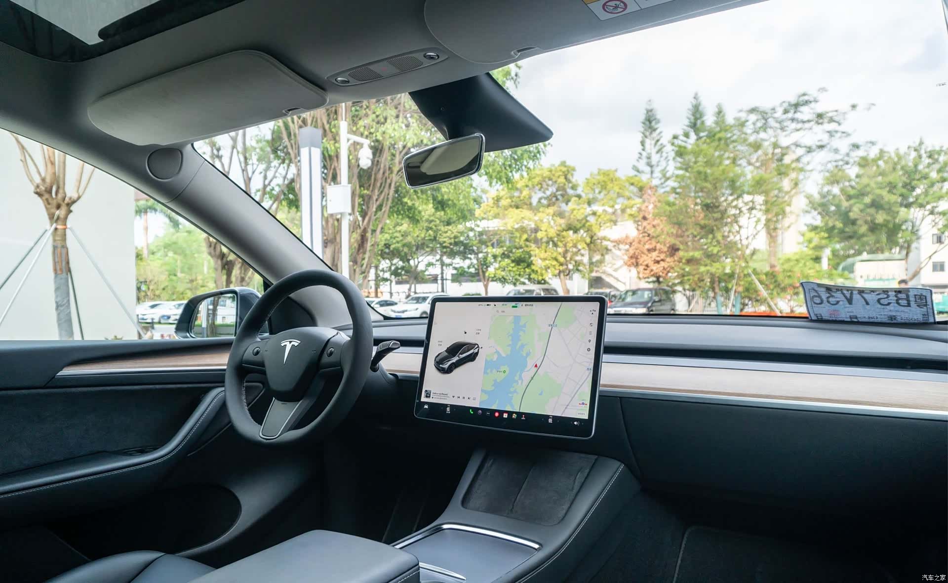 Tesla Model Y, 2021 27
