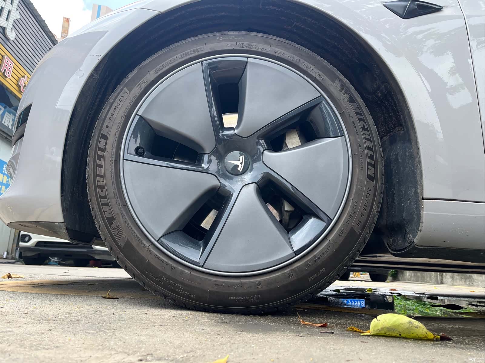 Tesla Model 3, 2023 13