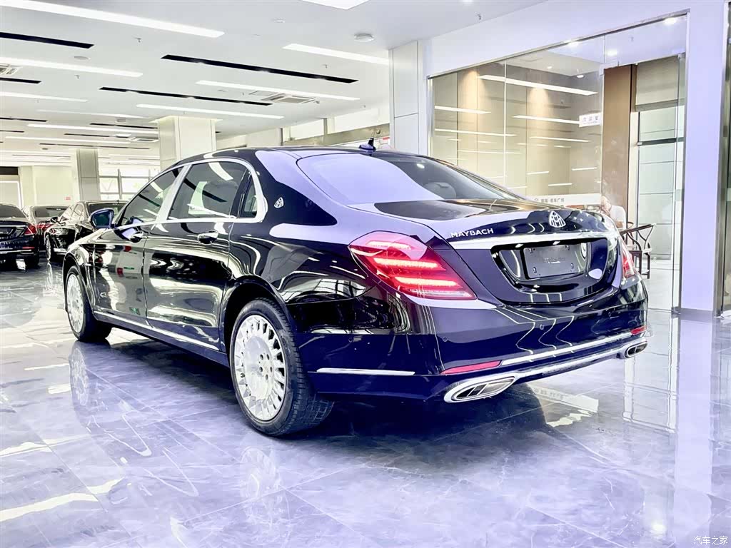 Maybach S-Class, 2020 4