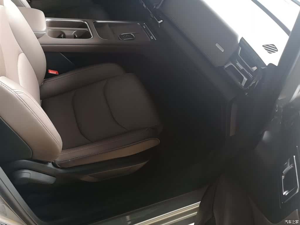 Wuling 730, 2025 25