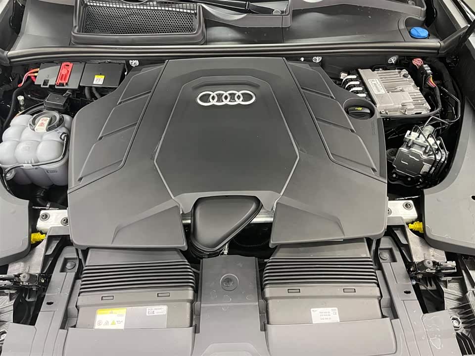 Audi Q8 Audi Q8