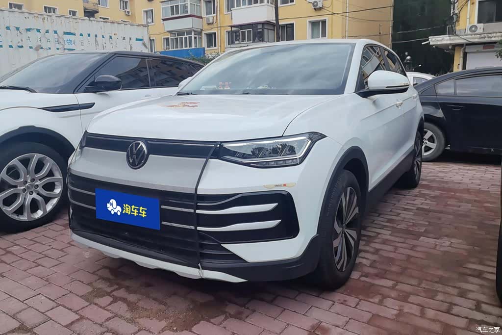 Volkswagen Tharu, 2024 1