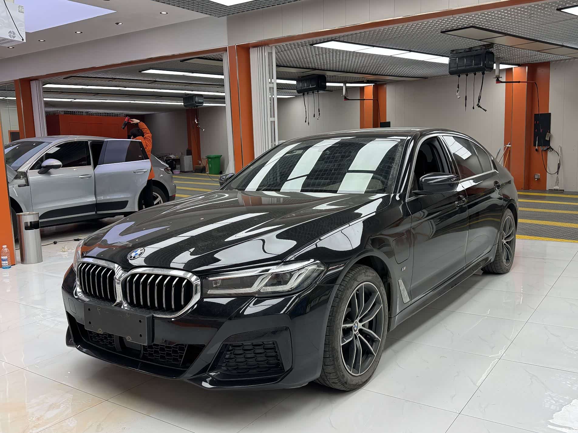 BMW 5 Series, 2021 2