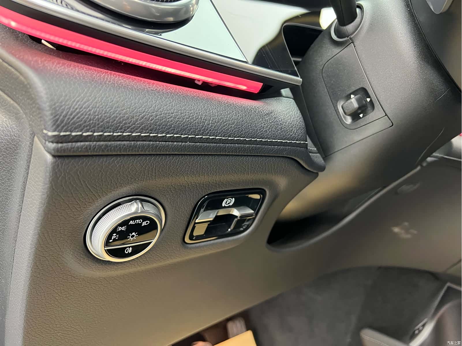 Mercedes-Benz EQS, 2025 все фото