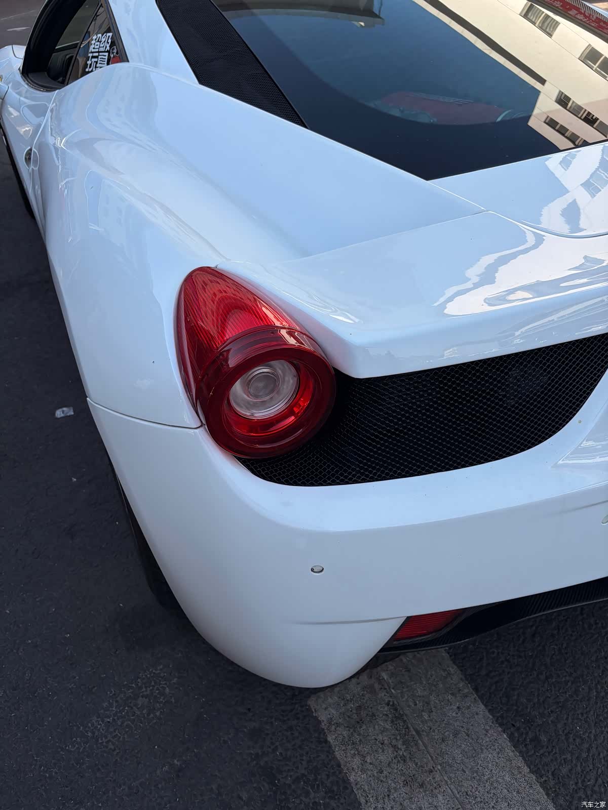 Ferrari 458, 2013 4