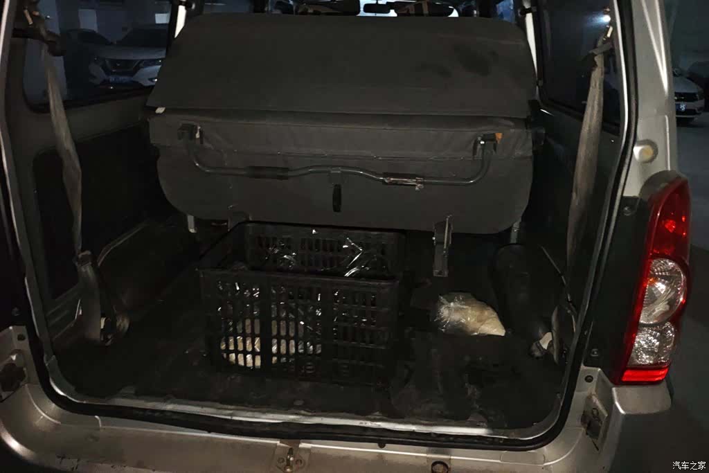 Wuling 1.2LLJY, 2015 4
