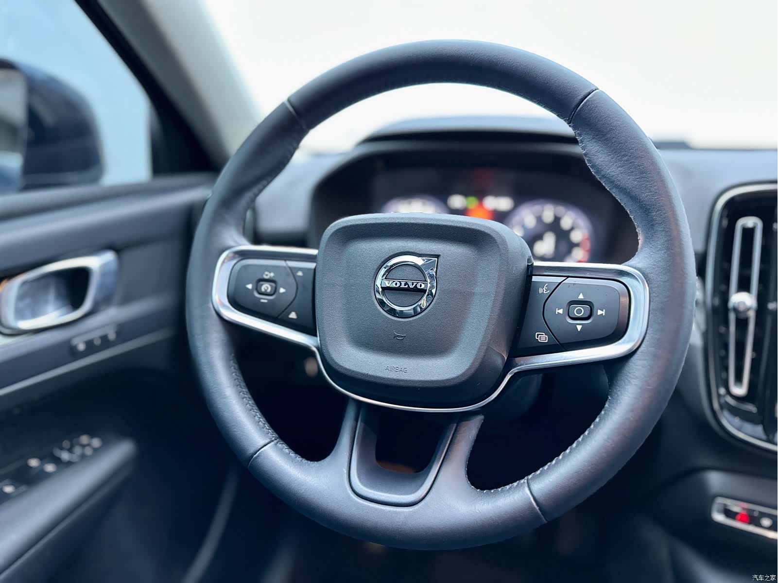 Volvo XC40, 2021 7
