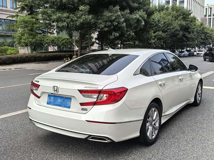 Honda Accord, 2019 года фото 5