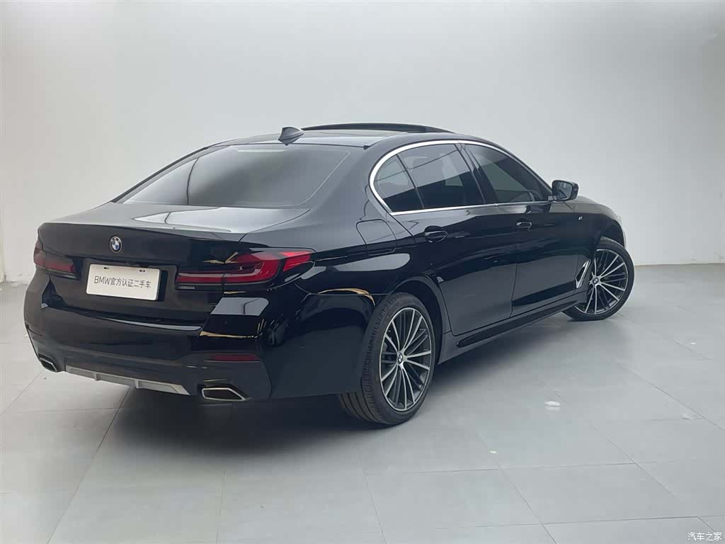 BMW 5 Series, 2023 4