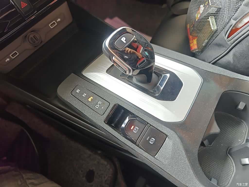 MG MG5, 2022 14