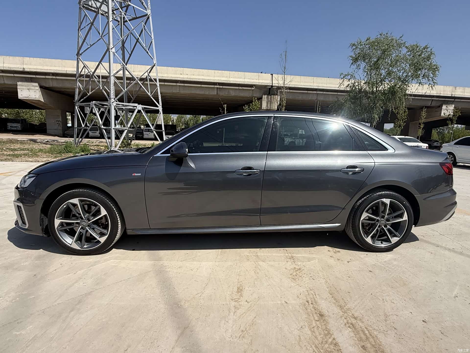 Audi A4L, 2020 3
