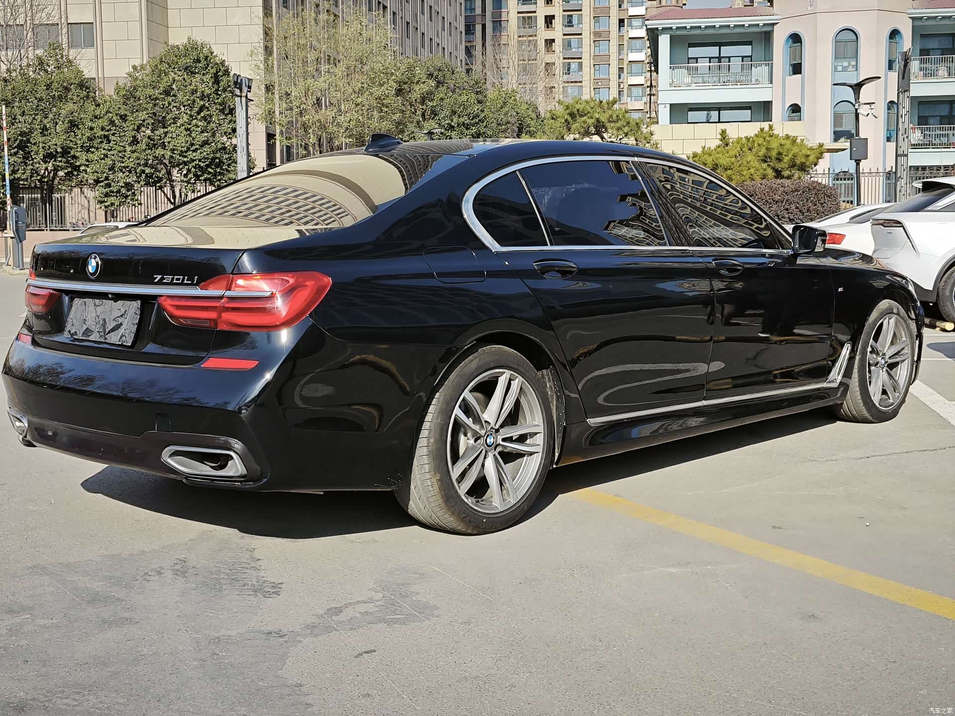 BMW 7 Series, 2017 все фото