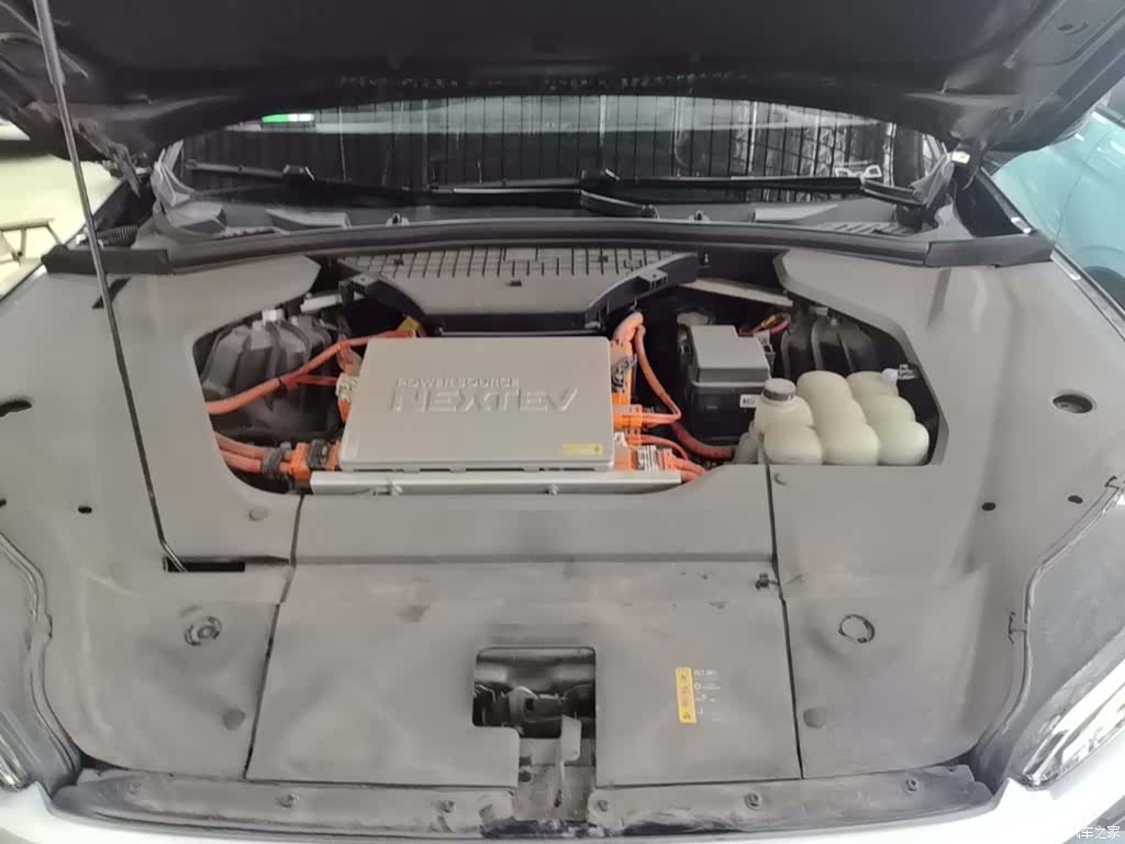 NIO ES8, 2022 20