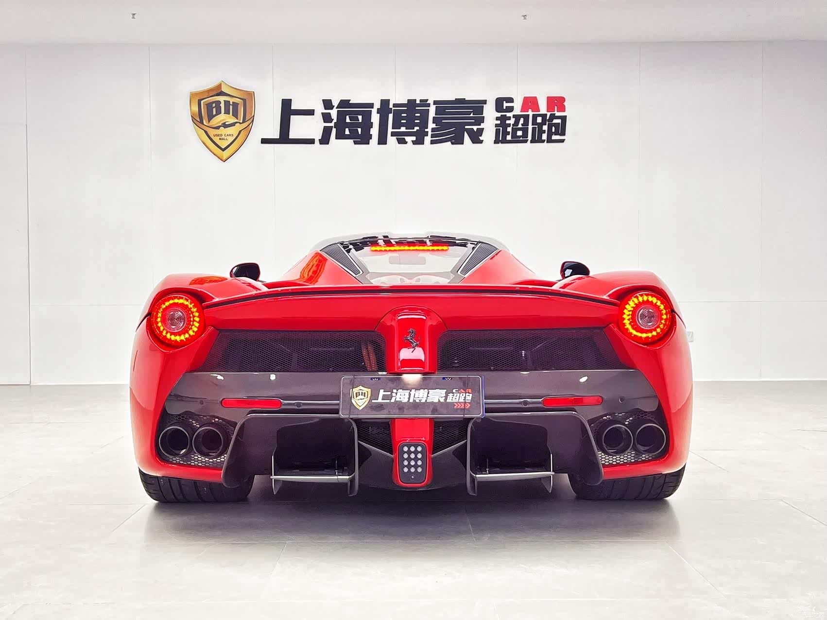 Ferrari LaFerrari, 2015 11
