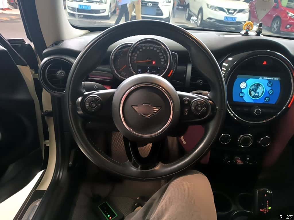 Mini ONE, 2020 7
