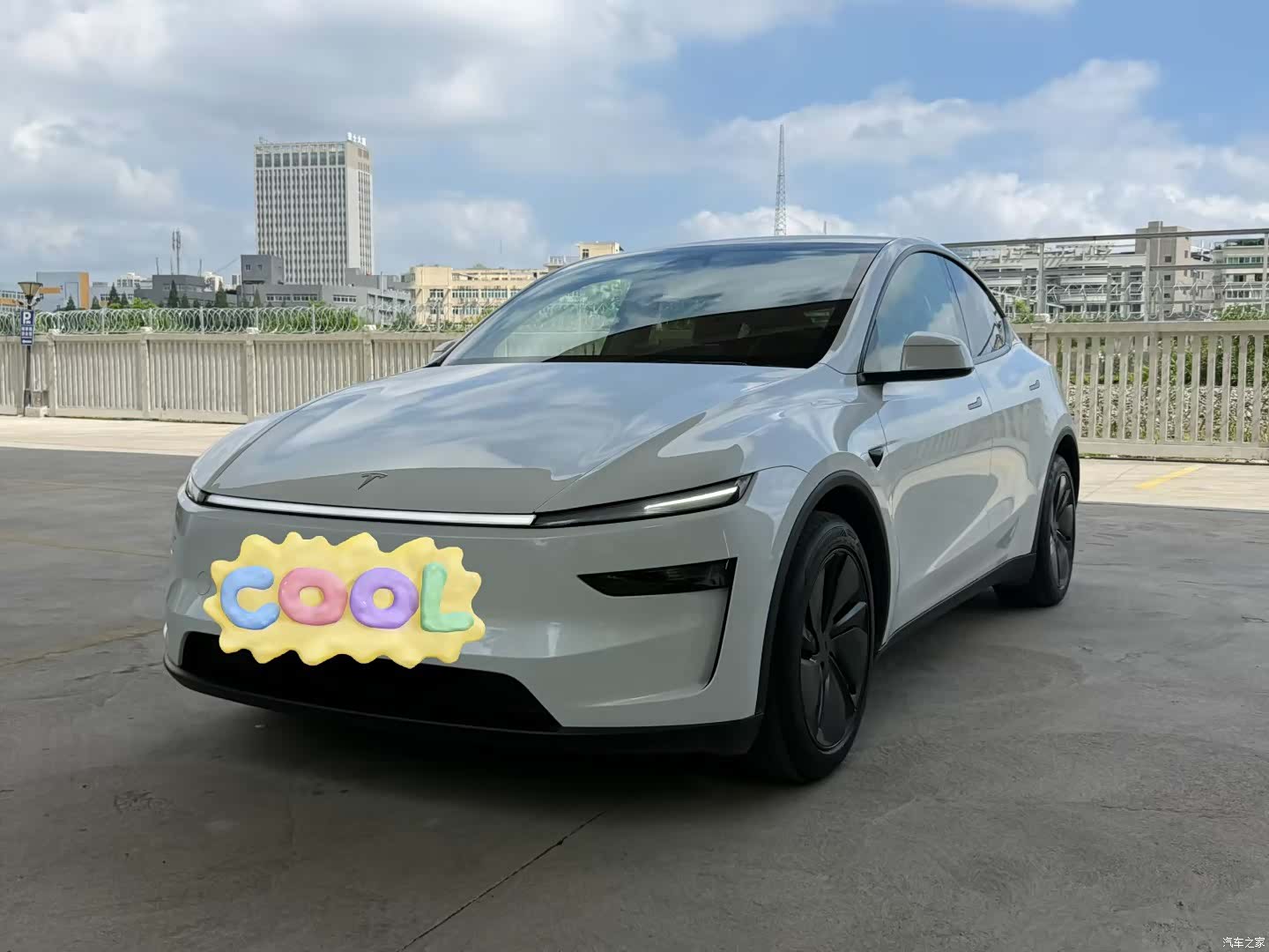 Tesla Model Y, 2025 1