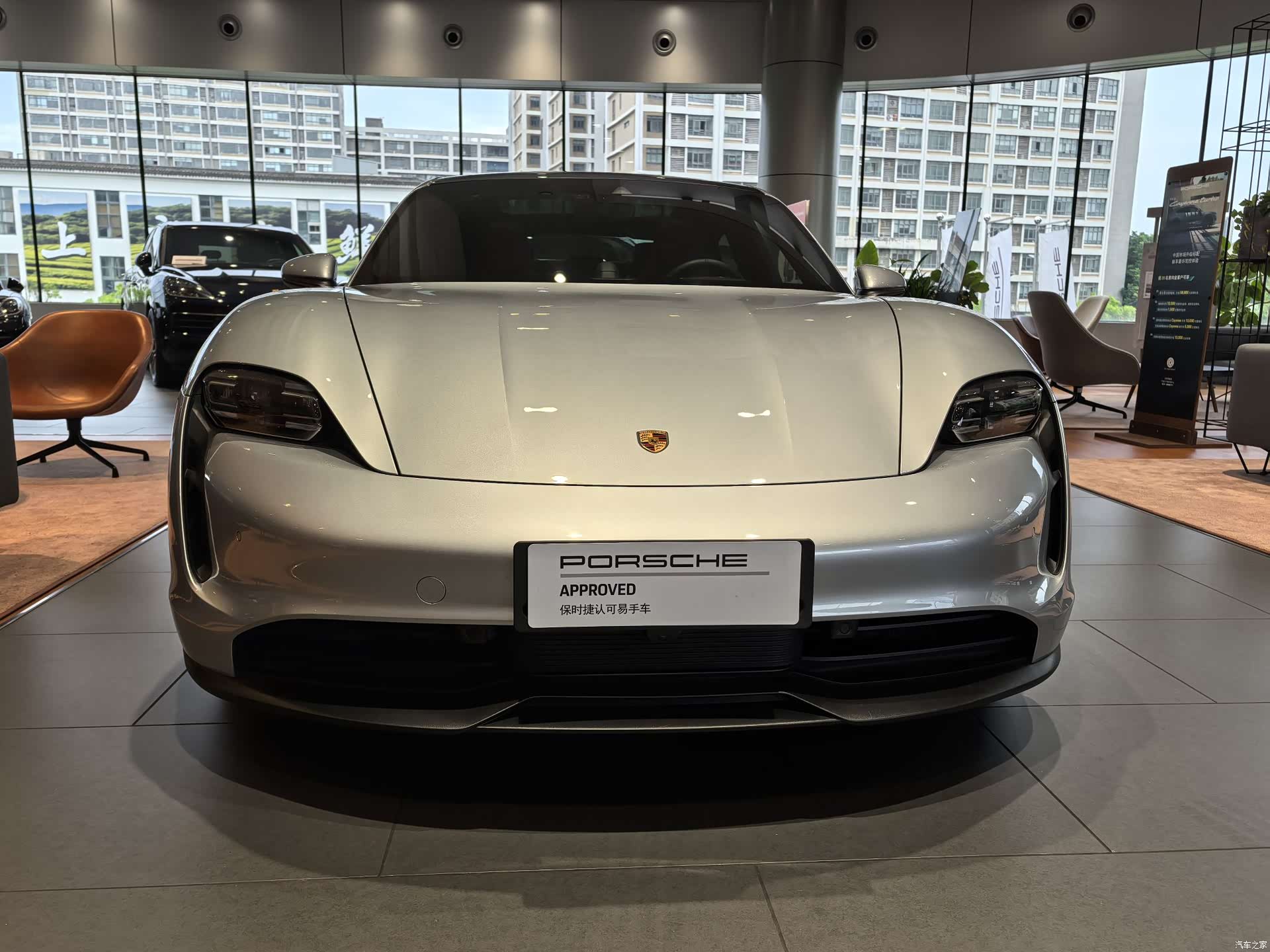 Porsche Taycan, 2022 11