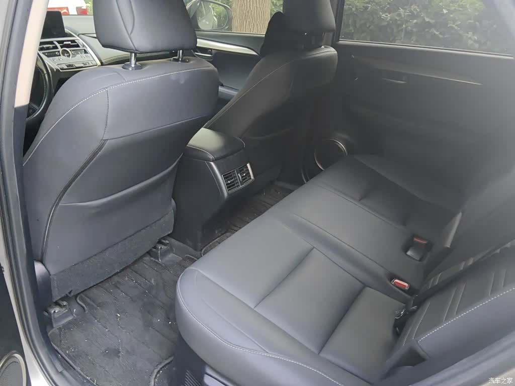 Lexus NX, 2021 13