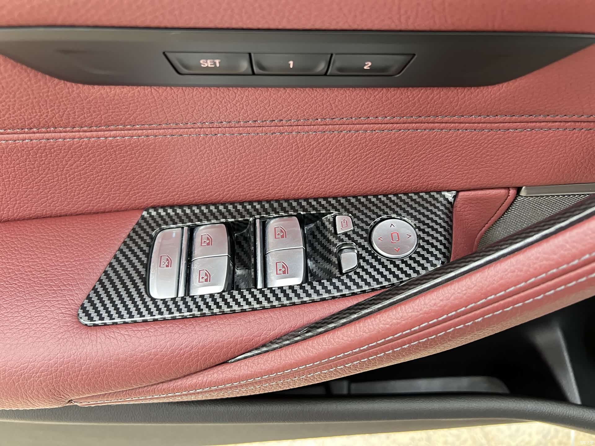 BMW 5 Series, 2020 35