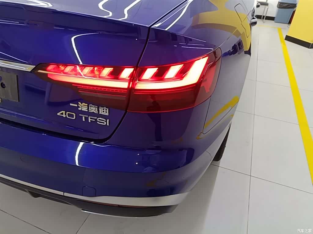 Audi A4L, 2021 8