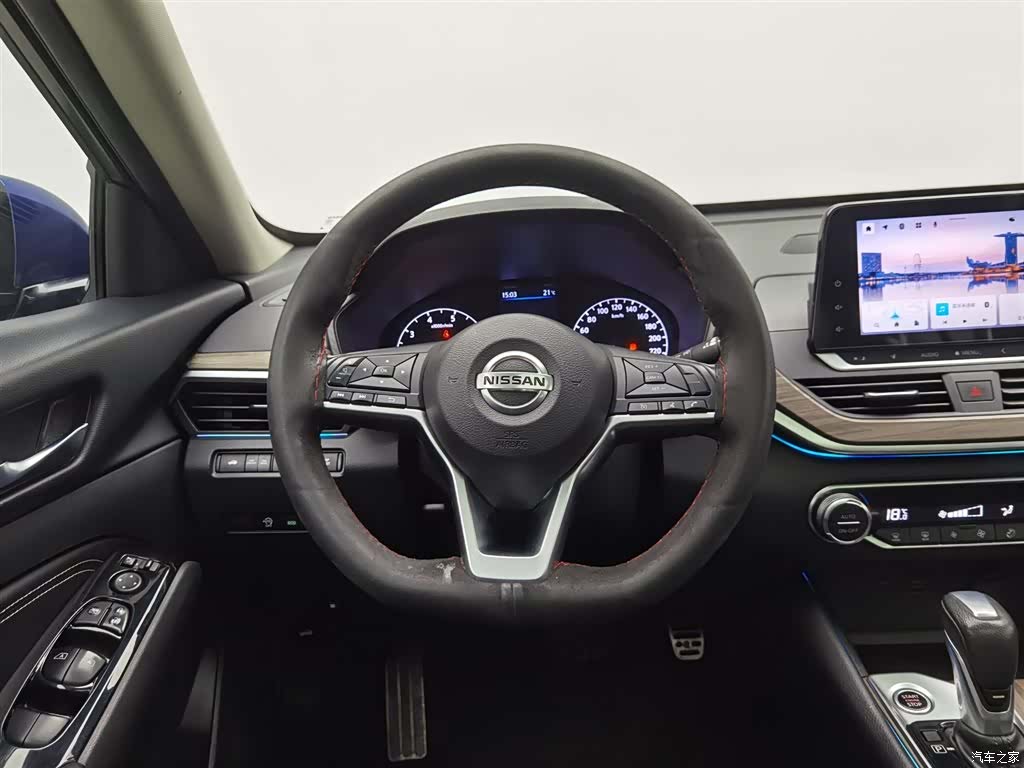 Nissan Teana, 2021 11